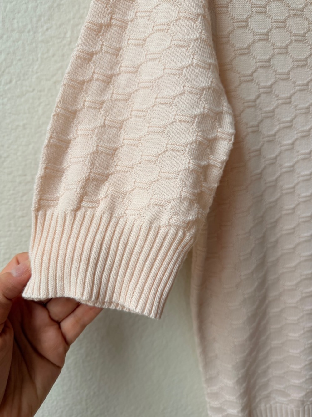 Ella Moss Cream Textured Knit V-Neck Sweater Small Soft Cozy Minimalist Layering - Picture 3 of 10